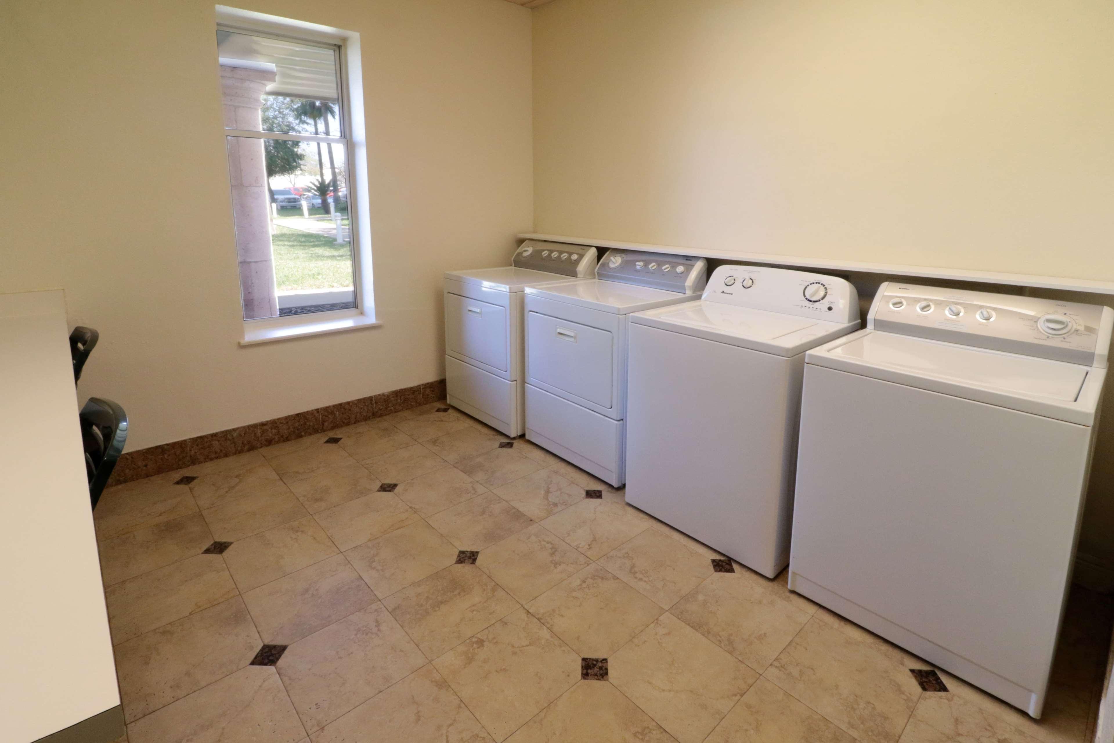 Wyndham Garden Mcallen At La Plaza Mall Екстер'єр фото